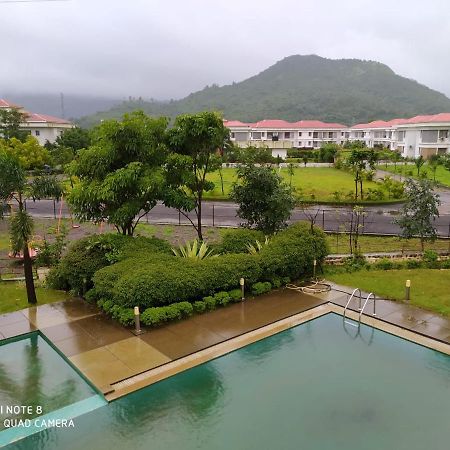 Parishreya Holiday Home Lonavala Ngoại thất bức ảnh