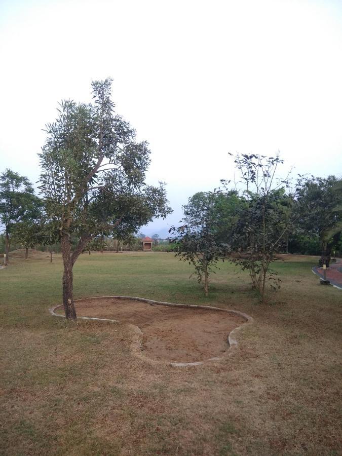 Parishreya Holiday Home Lonavala Ngoại thất bức ảnh