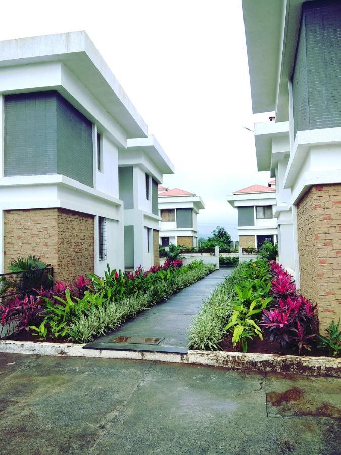 Parishreya Holiday Home Lonavala Ngoại thất bức ảnh
